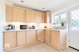 Utility Room - click for photo gallery